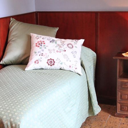 Domus Angela B&B Трани Екстериор снимка