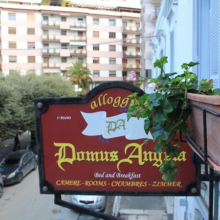 Domus Angela B&B Трани Екстериор снимка