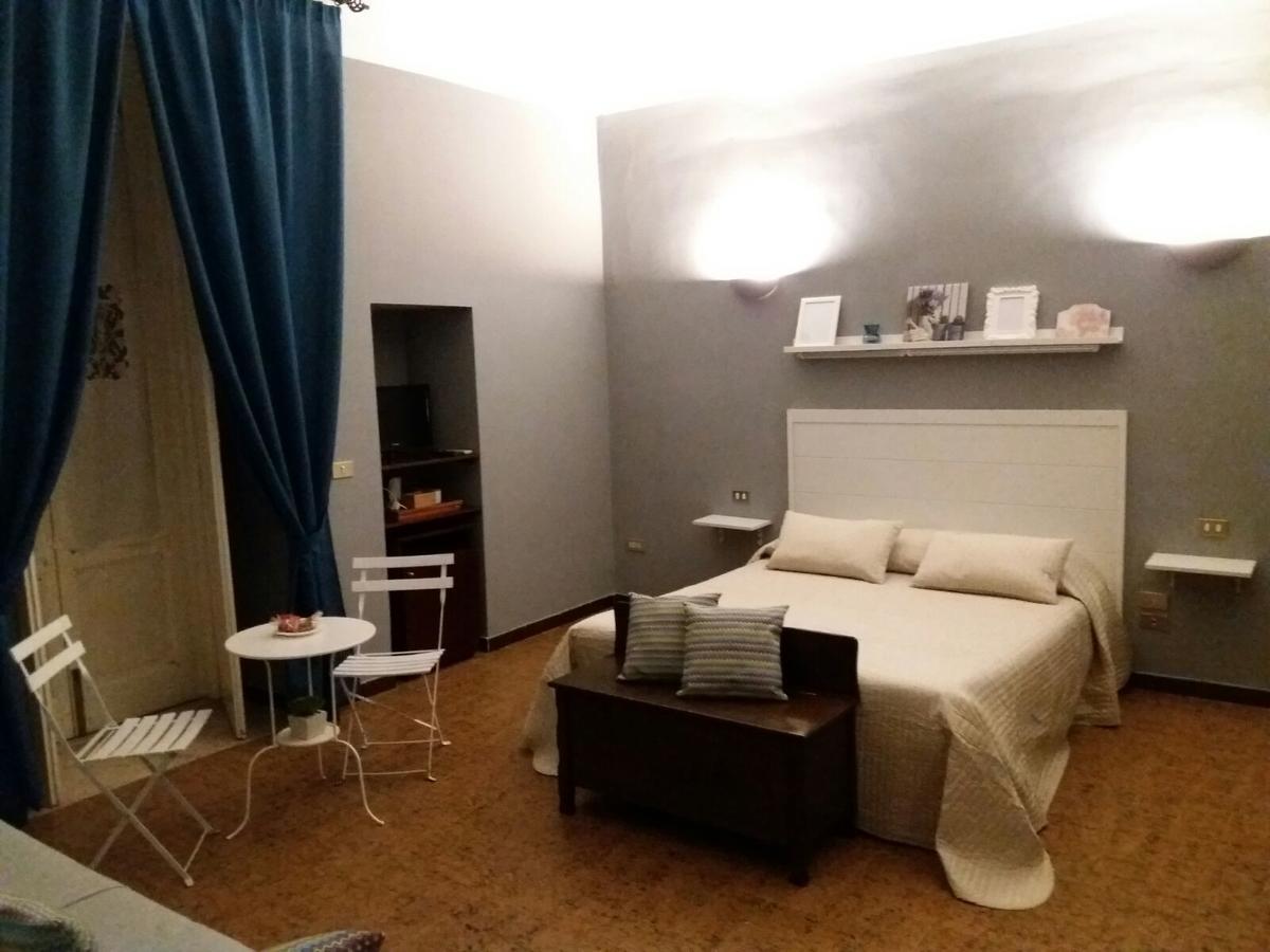 Domus Angela B&B Трани Екстериор снимка