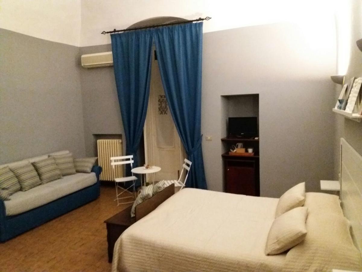 Domus Angela B&B Трани Екстериор снимка