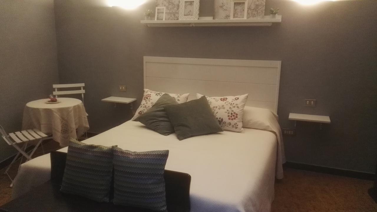Domus Angela B&B Трани Екстериор снимка