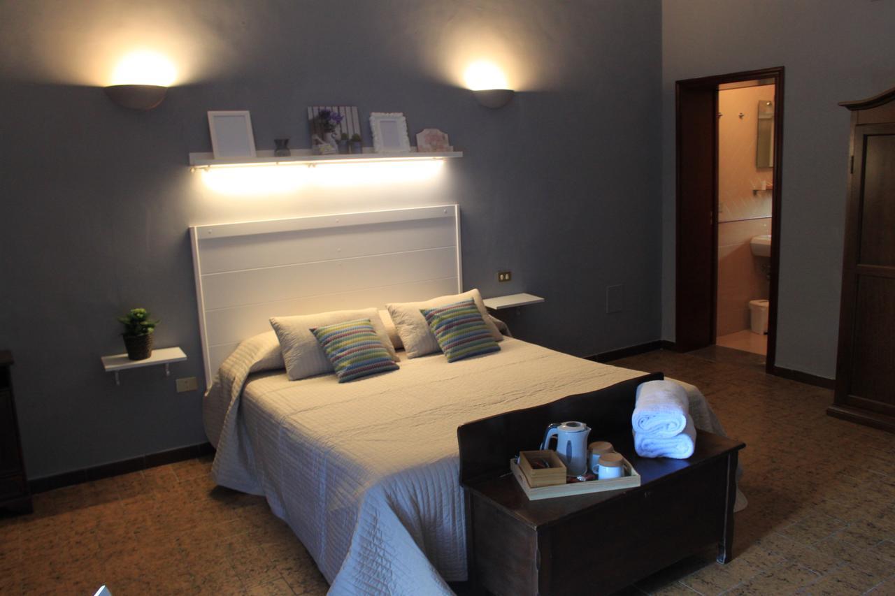 Domus Angela B&B Трани Екстериор снимка