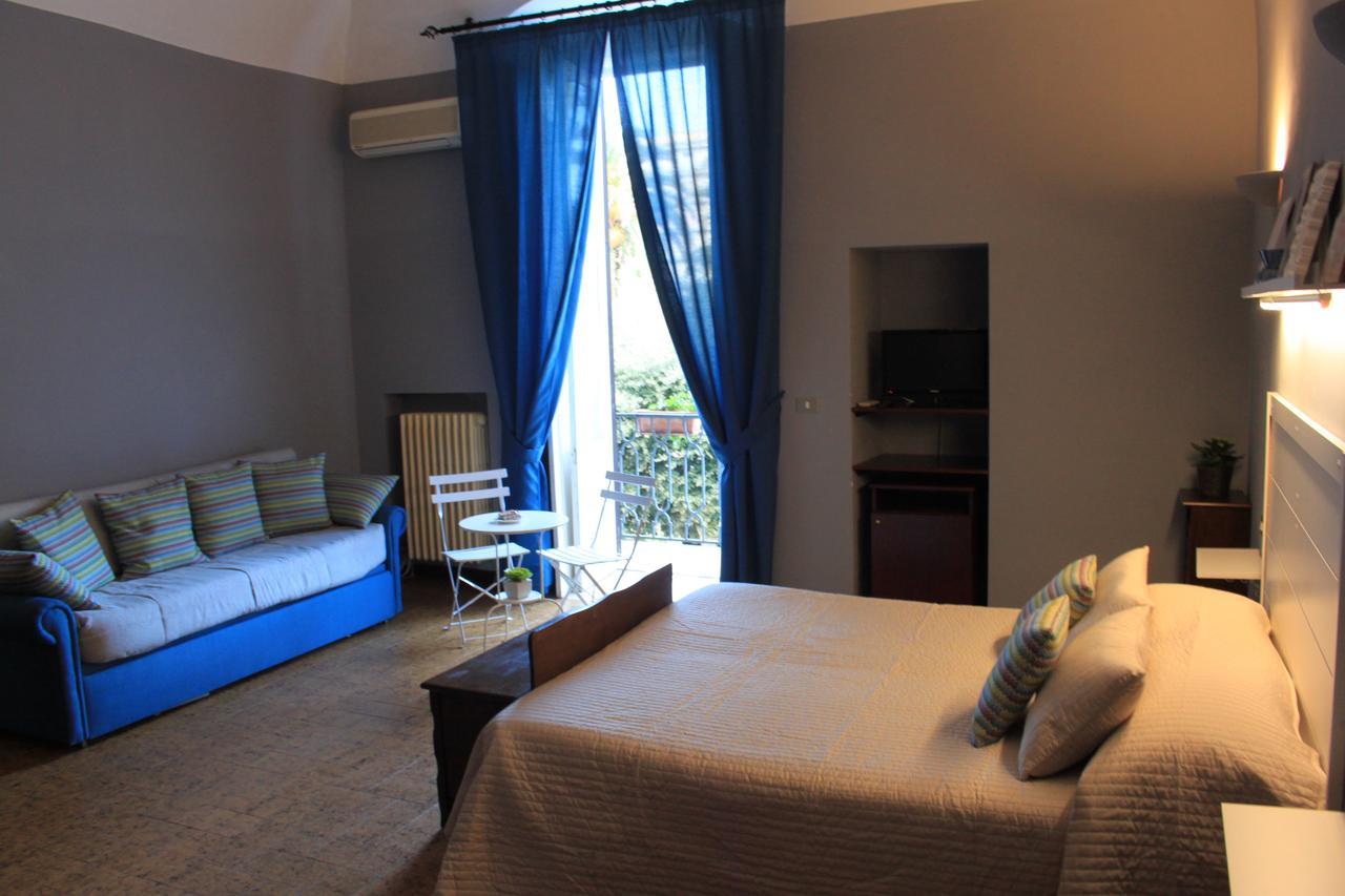 Domus Angela B&B Трани Екстериор снимка