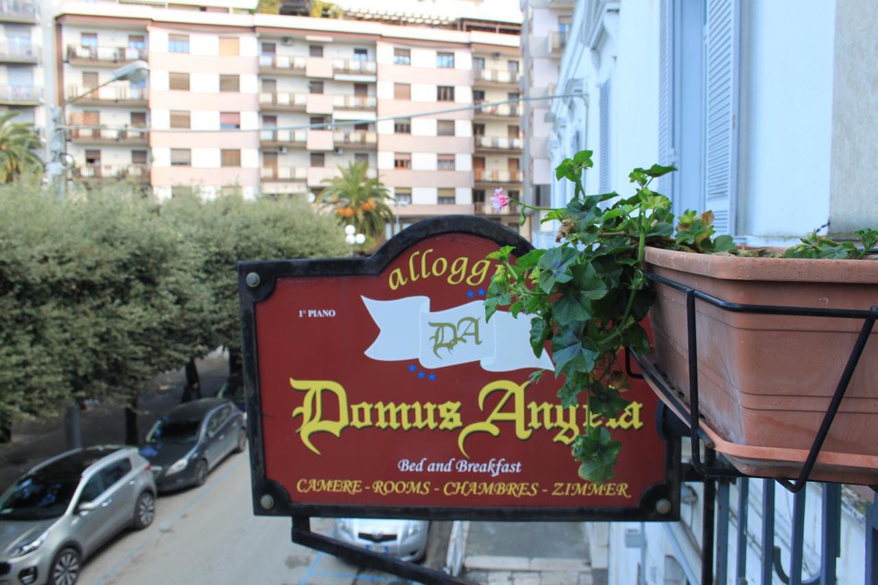 Domus Angela B&B Трани Екстериор снимка